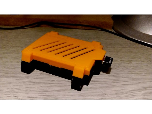 Raspberry Pi B case by Lee-R
