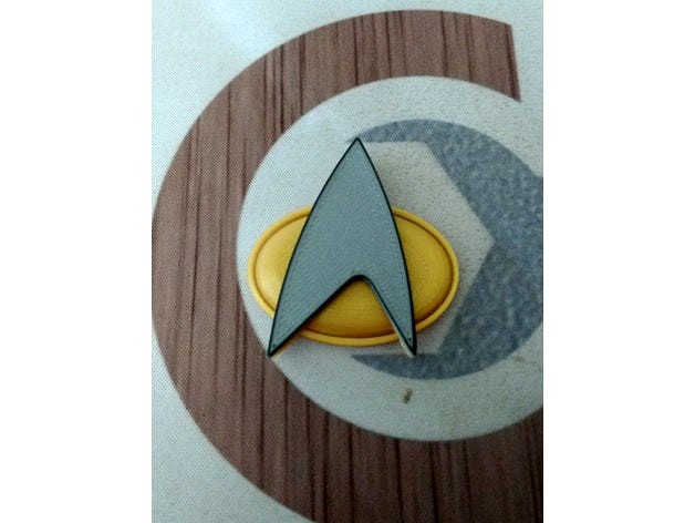 Starfleet Com Badges by crowlord