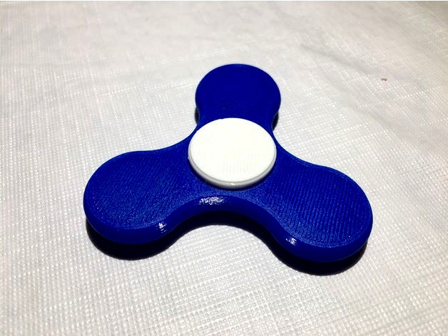 Penny Tri Spinner (Pennies encased inside) by lambdahindiii