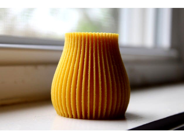 Linear Abstract Vase by TK3DPrinting