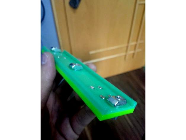 Aluminium extrusion holder for linear rail by 3D_Extruding