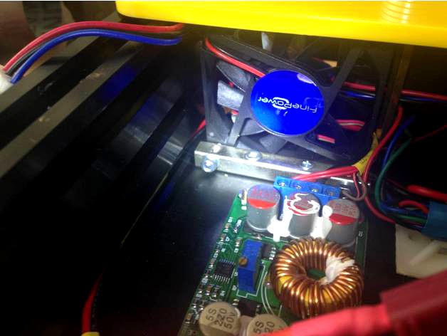 fan for colling inside a Prusa i4 by alligator77