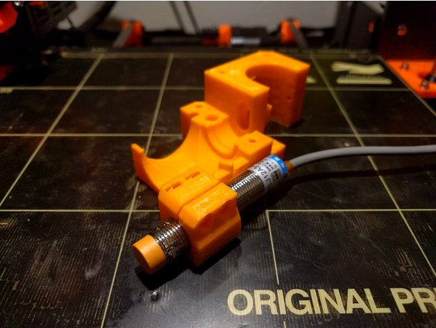 Prusa i3 MK2S extruder body with 12mm induction probe holder by Tareko