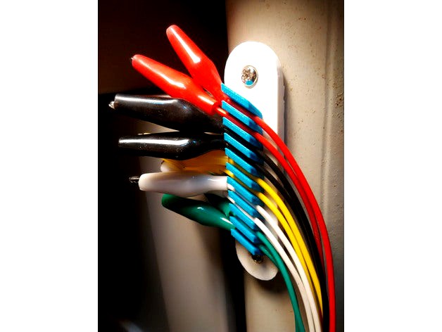 Alligator clip hold by bluemaster