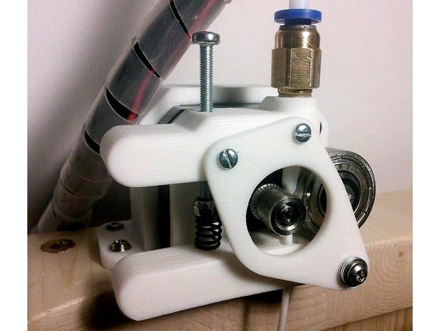 Bowden extruder by Axbri