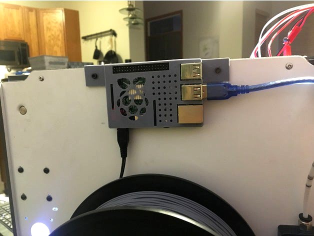 Raspberry Pi 3 Mount for UM2 Clone by vapor83