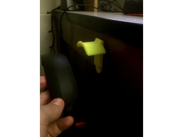 Headphone Hanger (for 3M command strips) by AsymmetricCube