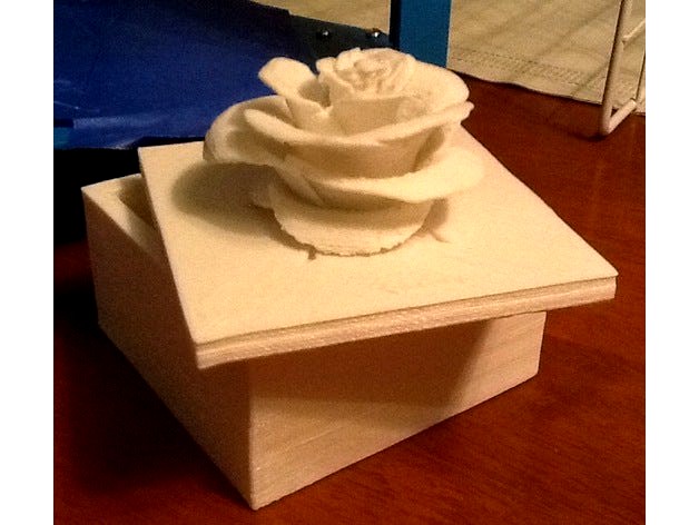 Rose topped Box by gpiffle