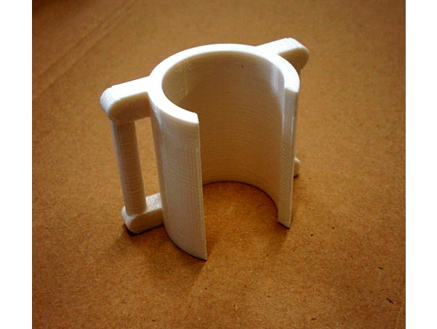 Backpack clip for 25mm diam tripod/monopod/... by Liryc