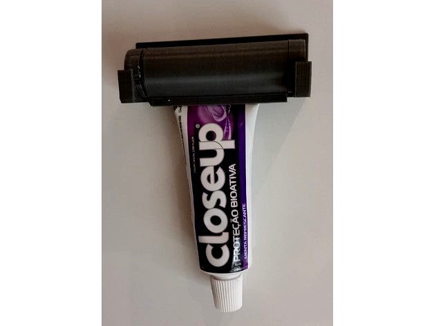 Toothpaste Squeezer by joaolsneto