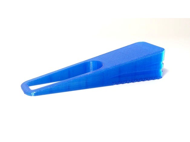 Ridged Bottom Doorstop by rynil2000