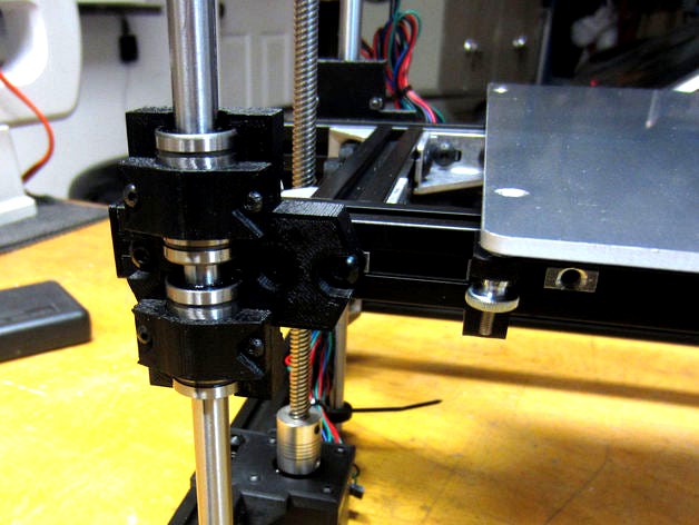 HyperCube LM10UU Z Axis Carriage by henryarnold
