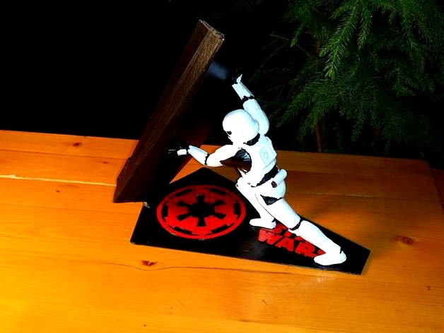 Star Wars Stormtrooper Universal/Intergalactic Cellphone Charging Stand by ray4510