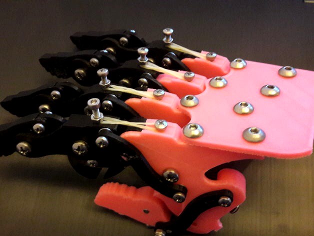robotic or prosthetic hand by Hatsyflatsy