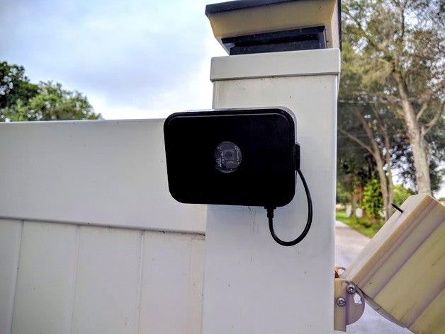 Raspberry Pi 3 outdoor camera by greenlee