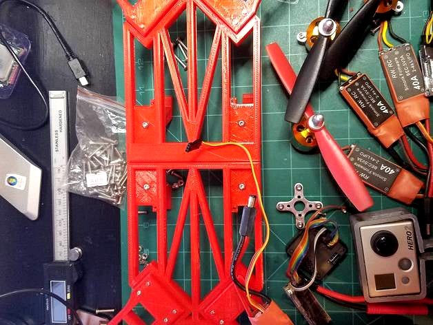 Custom quadcopter by mimil2014