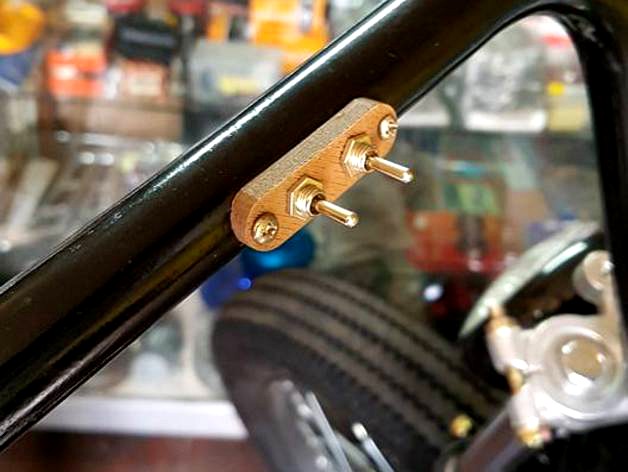 Motorcycle Handlebar Switch by kennethpasia
