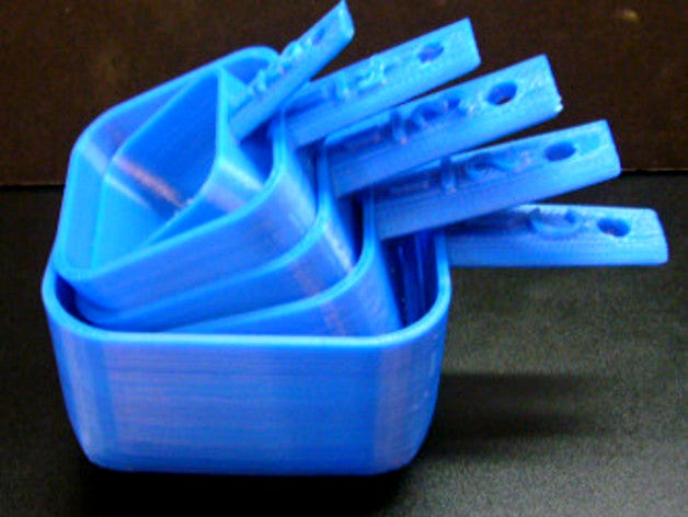 Measuring cups by Terminus