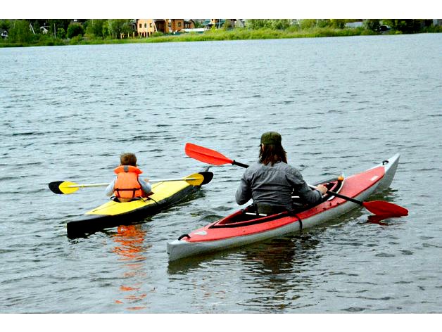 Children folding kayak "Yukaghir" by DarthCorvus