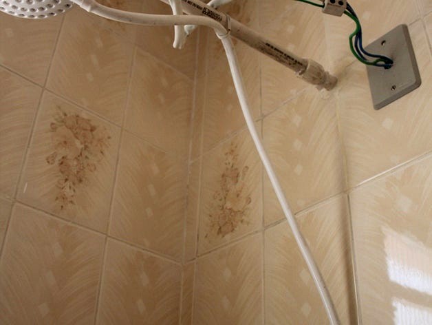 Shower Hook - gancho de ducha by MRaizer