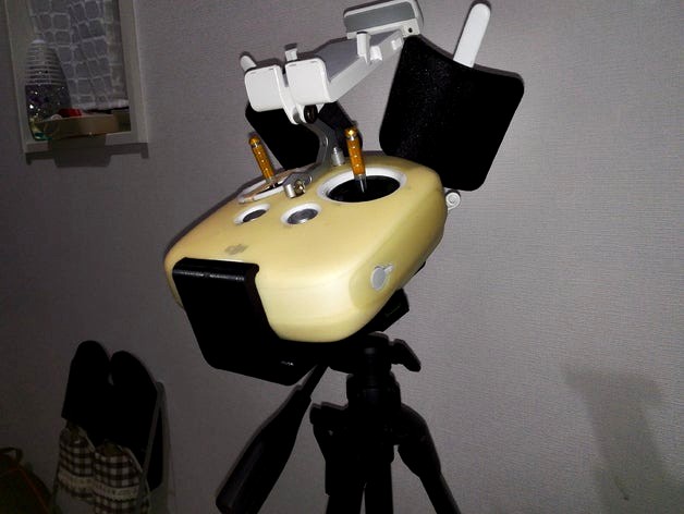 Transmitter adapter for tripod  by Digson