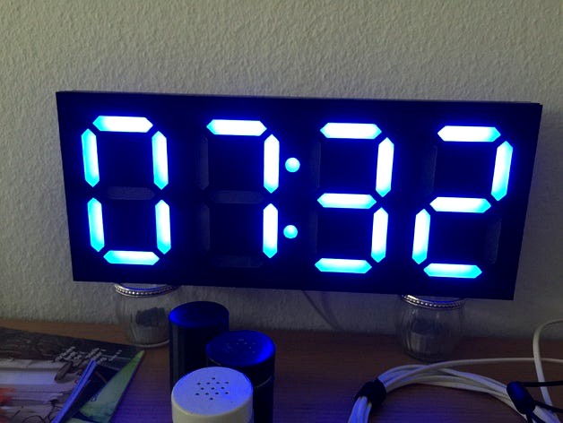Large 7 segment clock by AndersV209