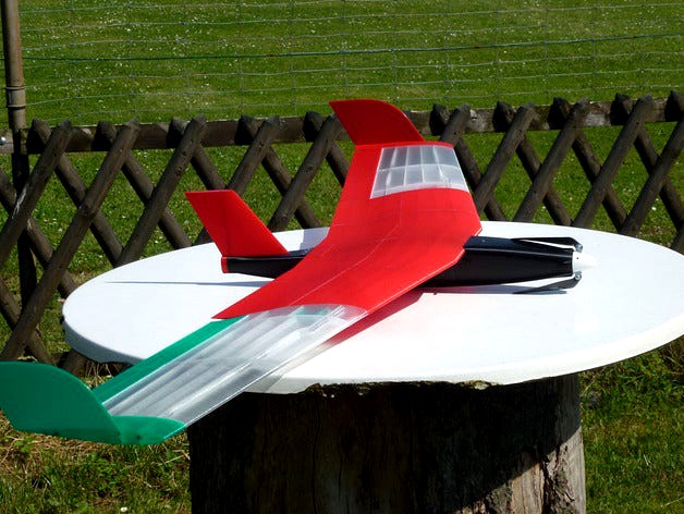 Speedy "Red Swept Wing 2" RC by wersy