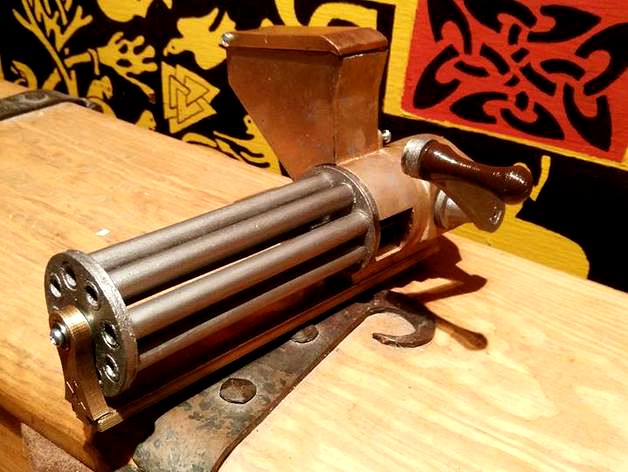 Small rotating, shell ejecting gatling gun by Snorri