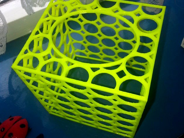 Tissue box cover-Large Circle by forrozza