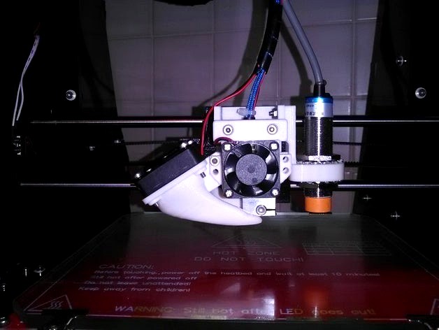 E3d-V6 holder and bowden for Migbot 3D by Ceax