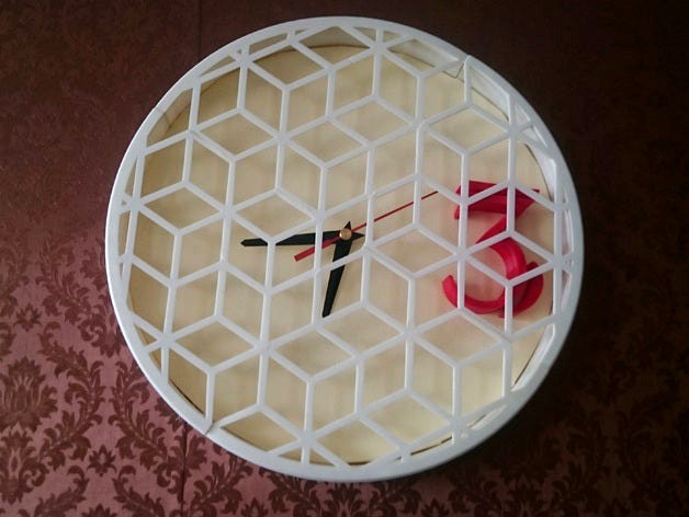 Cubic pattern clock by Marziyeh