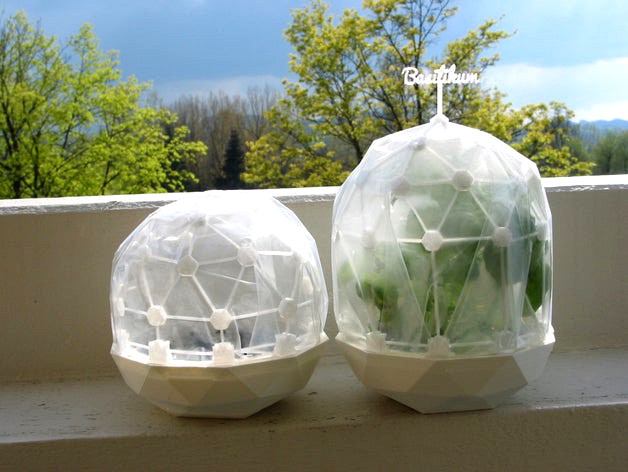 Flexible Mini Greenhouse-Dome with Pot (clickable) by graph