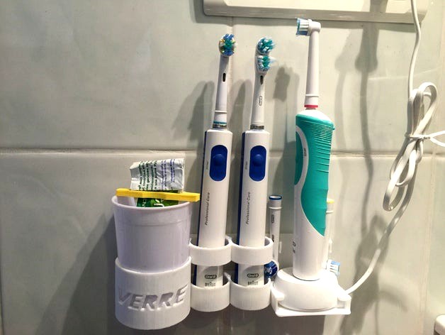 Support mural pour 3 brosses à dents OralB Braun, chargeur et gobelet (Wall toothbrush holder for Oral B) by cyril50