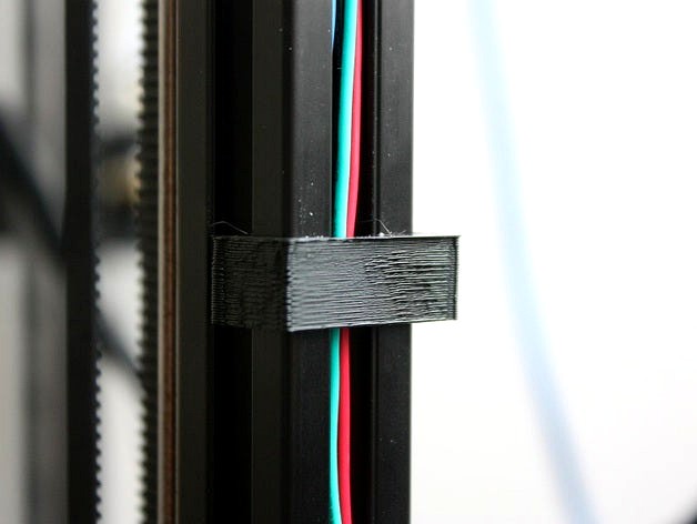 Wireguide for extruded aluminum frames by gabbelago