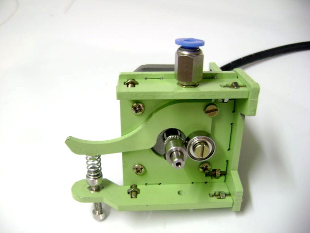 1,75mm lasercut extruder Bowden type by revolucion3D