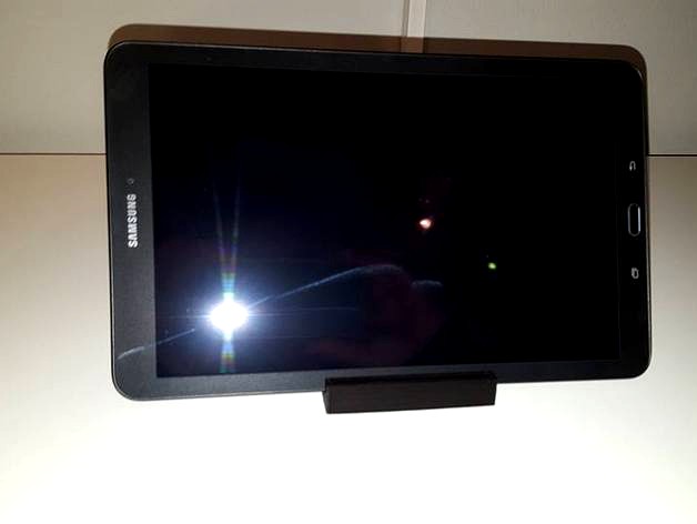 Multi tablet holders by dergringo