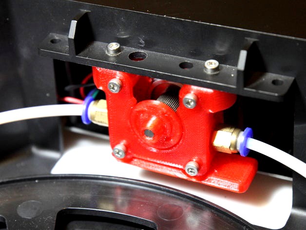 Bowden Extruder Experimental by Pawpawpaw85