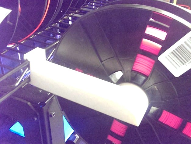 Customizable Wire rack spool holder by ryanthecoder