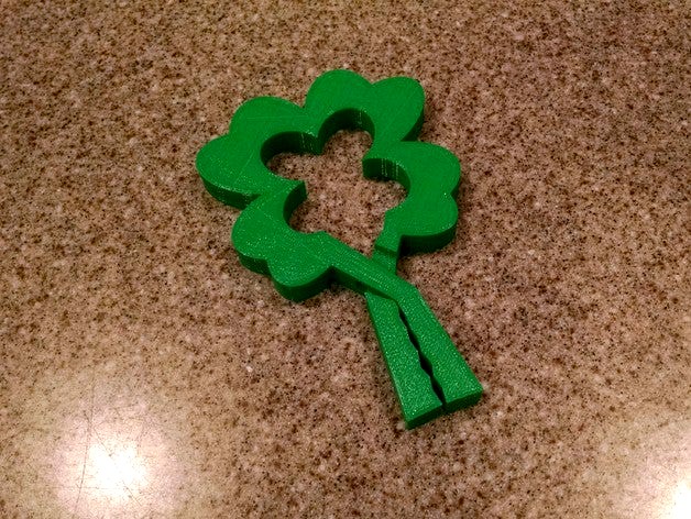 Shamrock Bag Clip by filypretzel