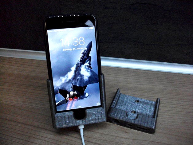 iPhone 6 / 6S Car Cradle With Lightning Support by OnkelPierre