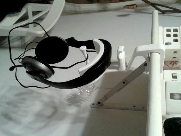 Laminates Hanger with Headphone accessory by Pound