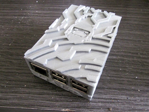 Raspberry Pi 2B Halo style case by FalcoV