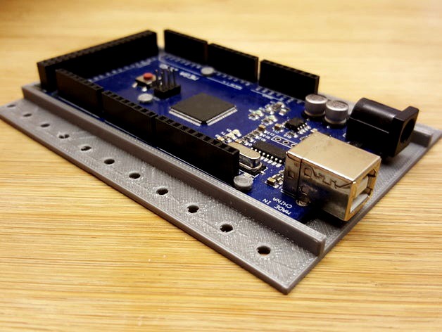 Arduino Mega 2560 mount by srtigger