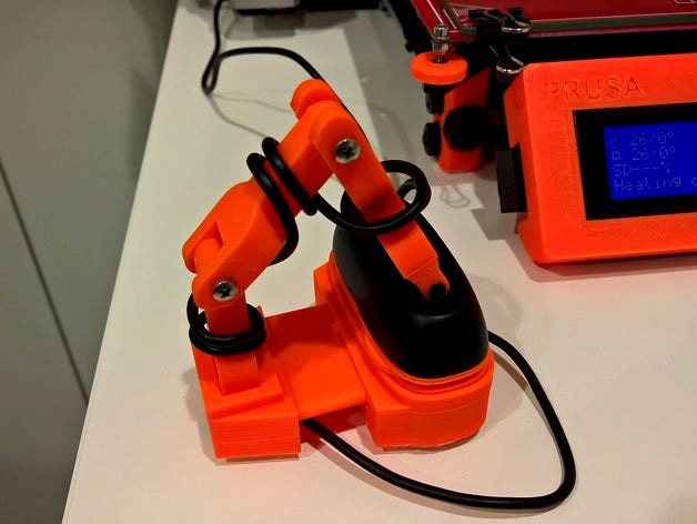 Logitech C270 tripod by luc_e