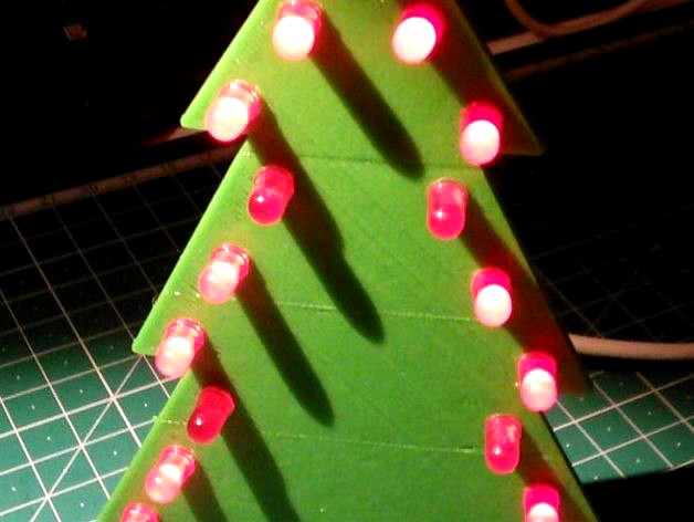 Christmas Tree with LEDs by jpralves