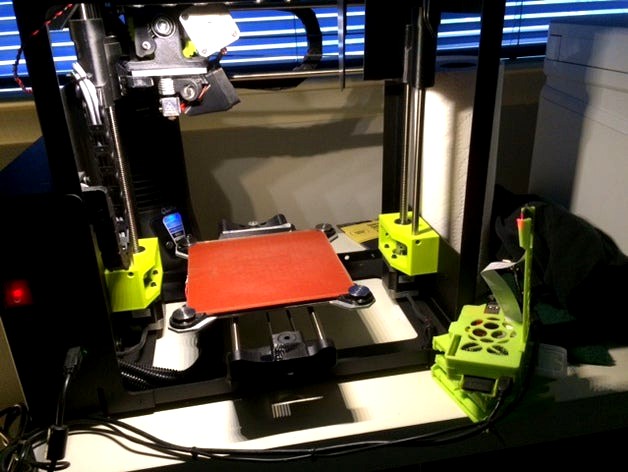 Just right light for Lulzbot Mini by Ductsoup