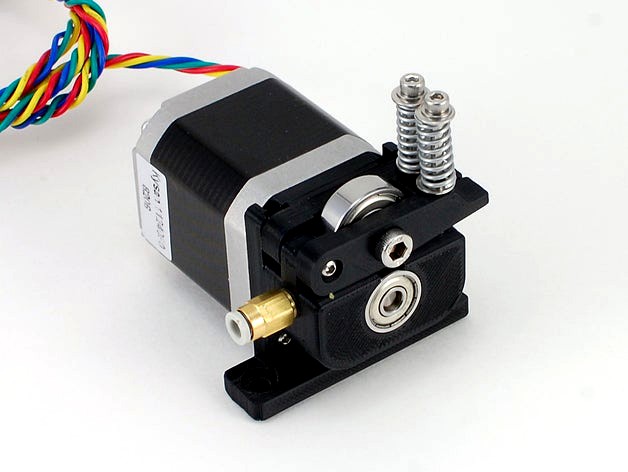 Compact Direct Drive MK8 Bowden Extruder for 1.75mm Filament by 0110-M-P