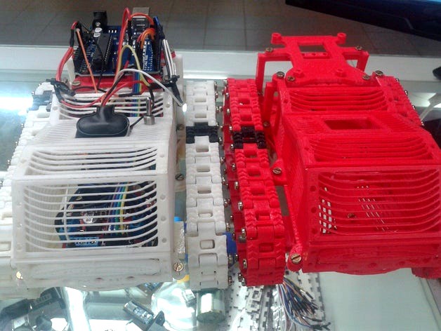 Tank Max Max Arduino by dignosite23