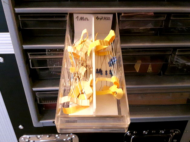 Seperator for assortment boxes by esra