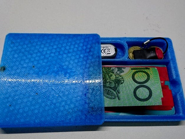 Technician's Wallet (with radio tracker slot) by Dranoweb